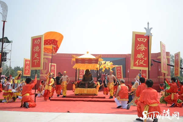 �׵��Ļ��R��(hu��)�F(xi��n)��(ch��ng)�DƬ��һ��